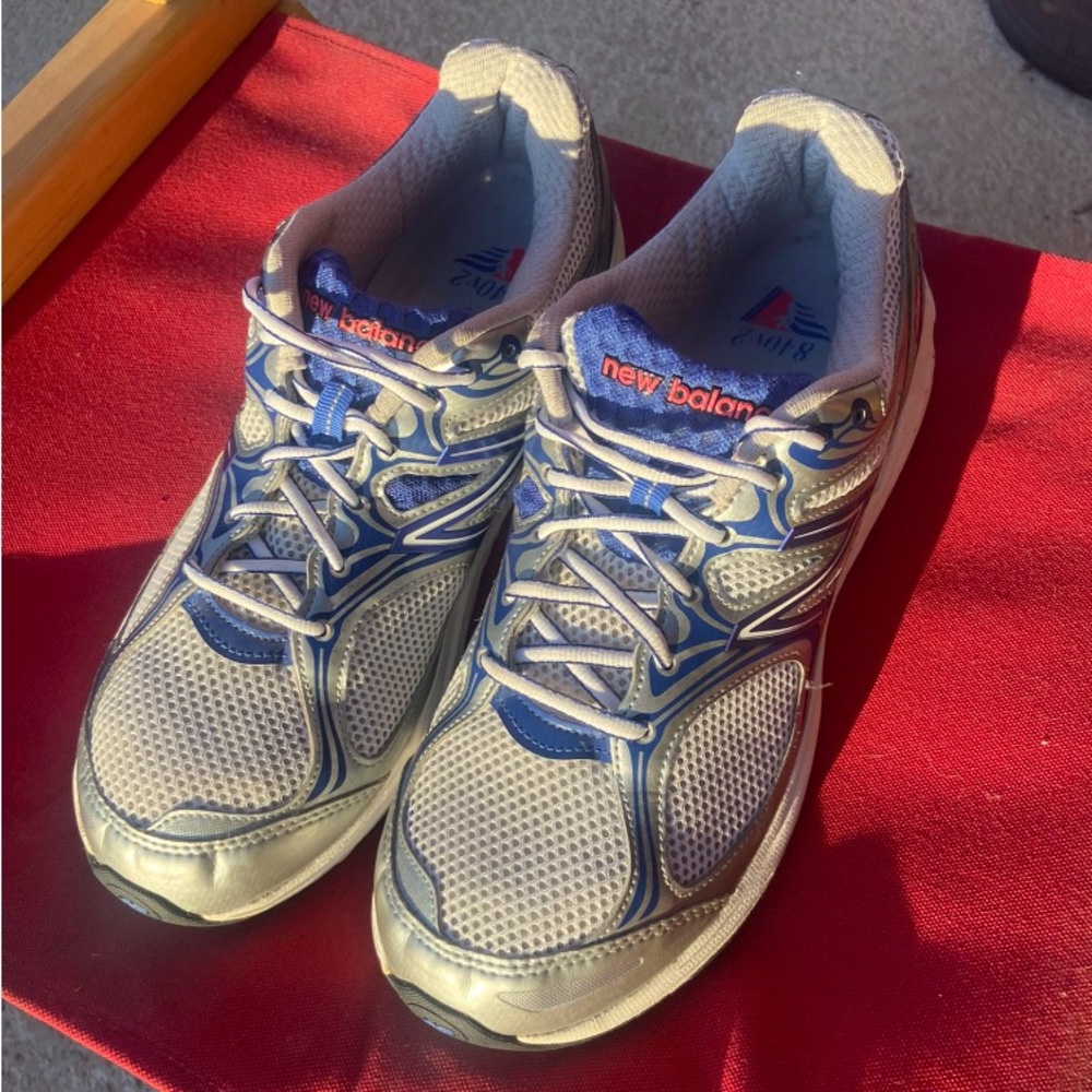 New Balance 840 v2 N2. Mens 12. White & blue.